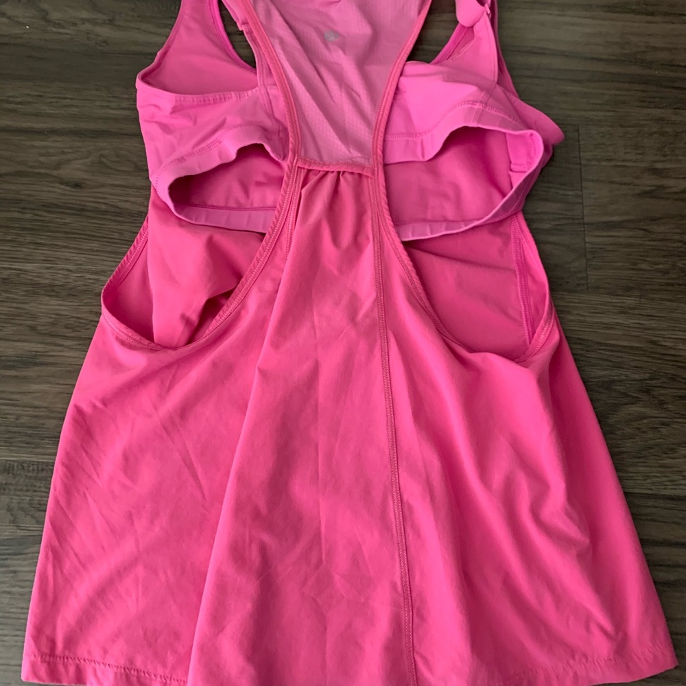 Lululemon tank top size 8